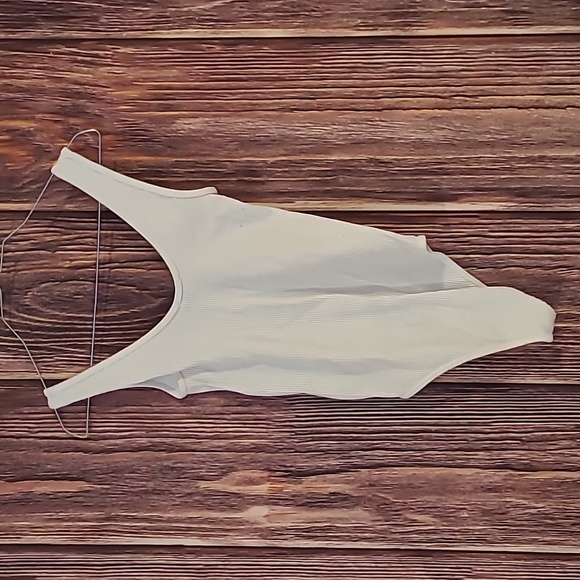 Zara white ribbed bodysuit - Picture 2 of 3